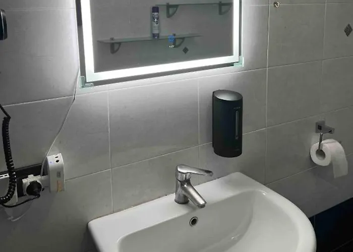 Tanieli Yarce * Genova